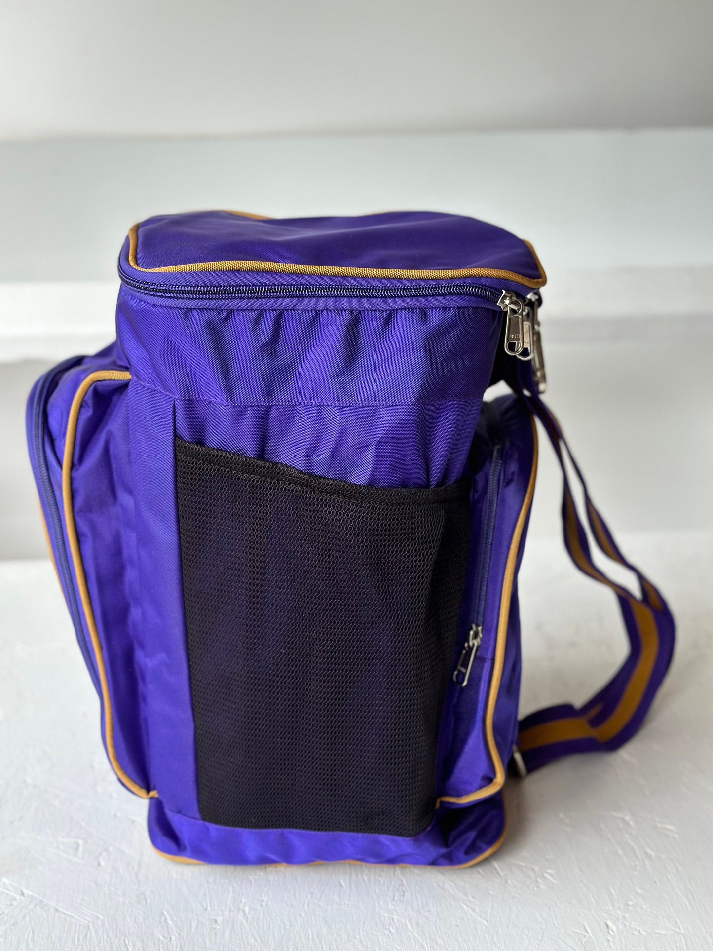 Omega Psi Phi (ΩΨΦ) Fraternity Royal Purple & Old Gold Color Ice cooler