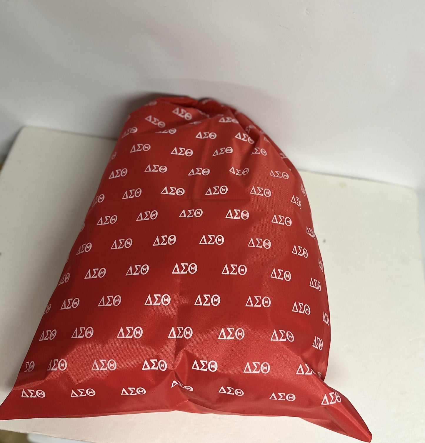 Delta Sigma Theta ΔΣΘ Sorority Polyester Fabric waterproof Laundry Bag/ Storage bag/ Laundry tote/ Travel Bag with drawstring reusable bag.