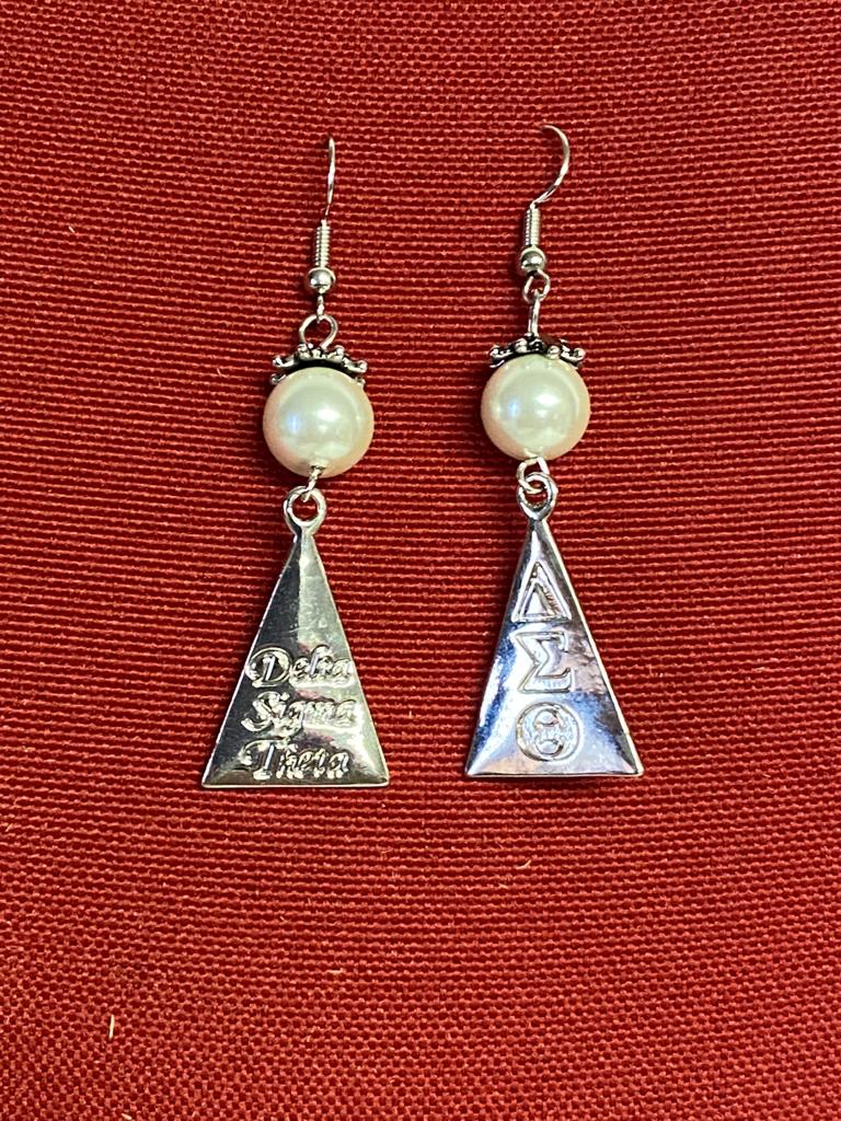 White pearls with silver triangle earrings