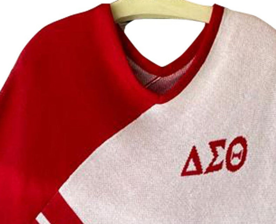 Delta Sigma Theta ΔΣΘ Red & White knitted Cozy Wrap 1